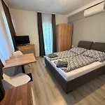 Apartment Silver Lelle